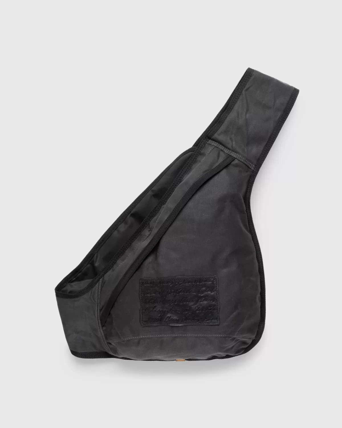 Männer Acne Studios Sling-Rucksack Grau/Schwarz