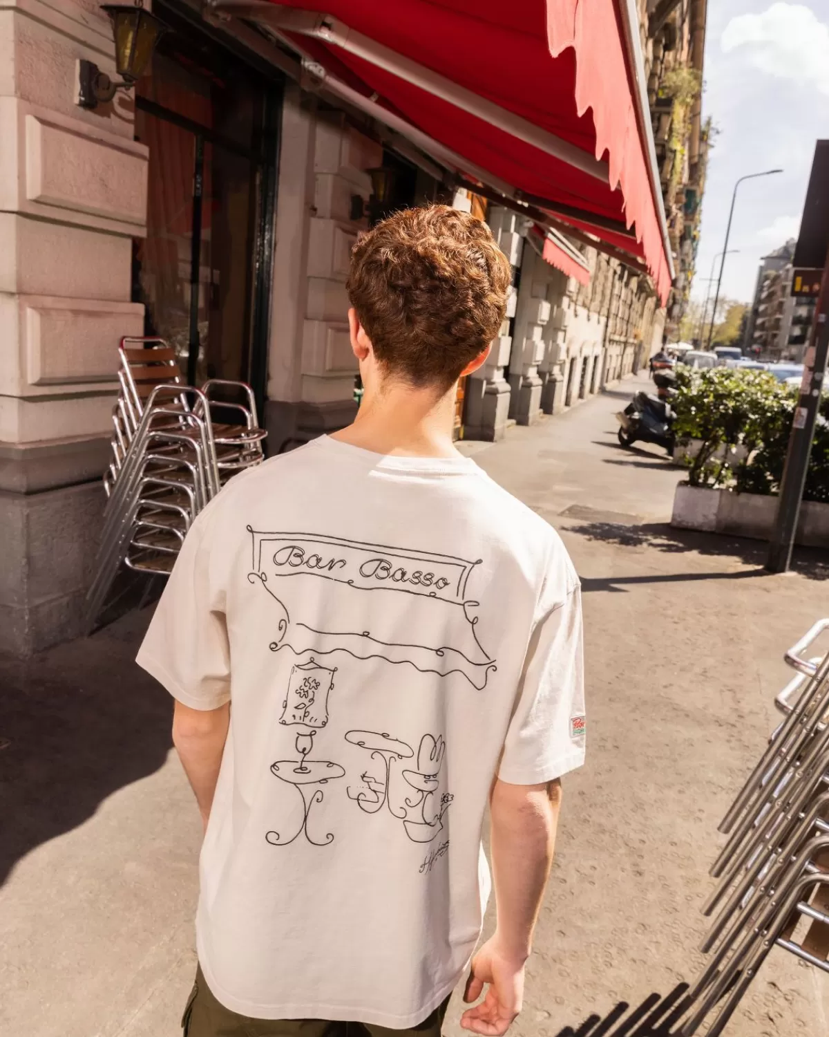 Männer Bar Basso X Highsnobiety Illustriertes Grafik-T-Shirt Eggshell