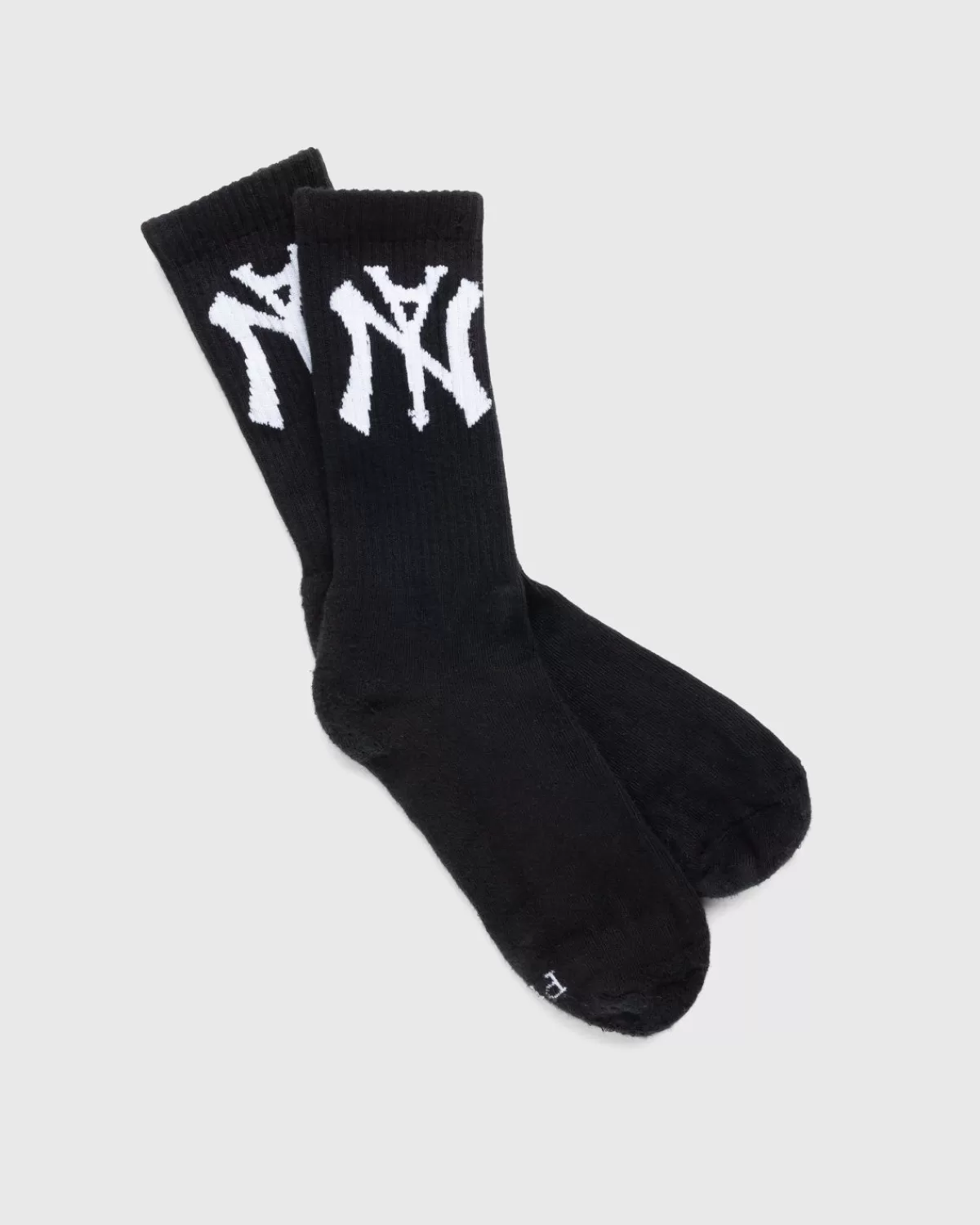 Männer Praying X Highsnobiety Not In Paris Crew Socken Schwarz