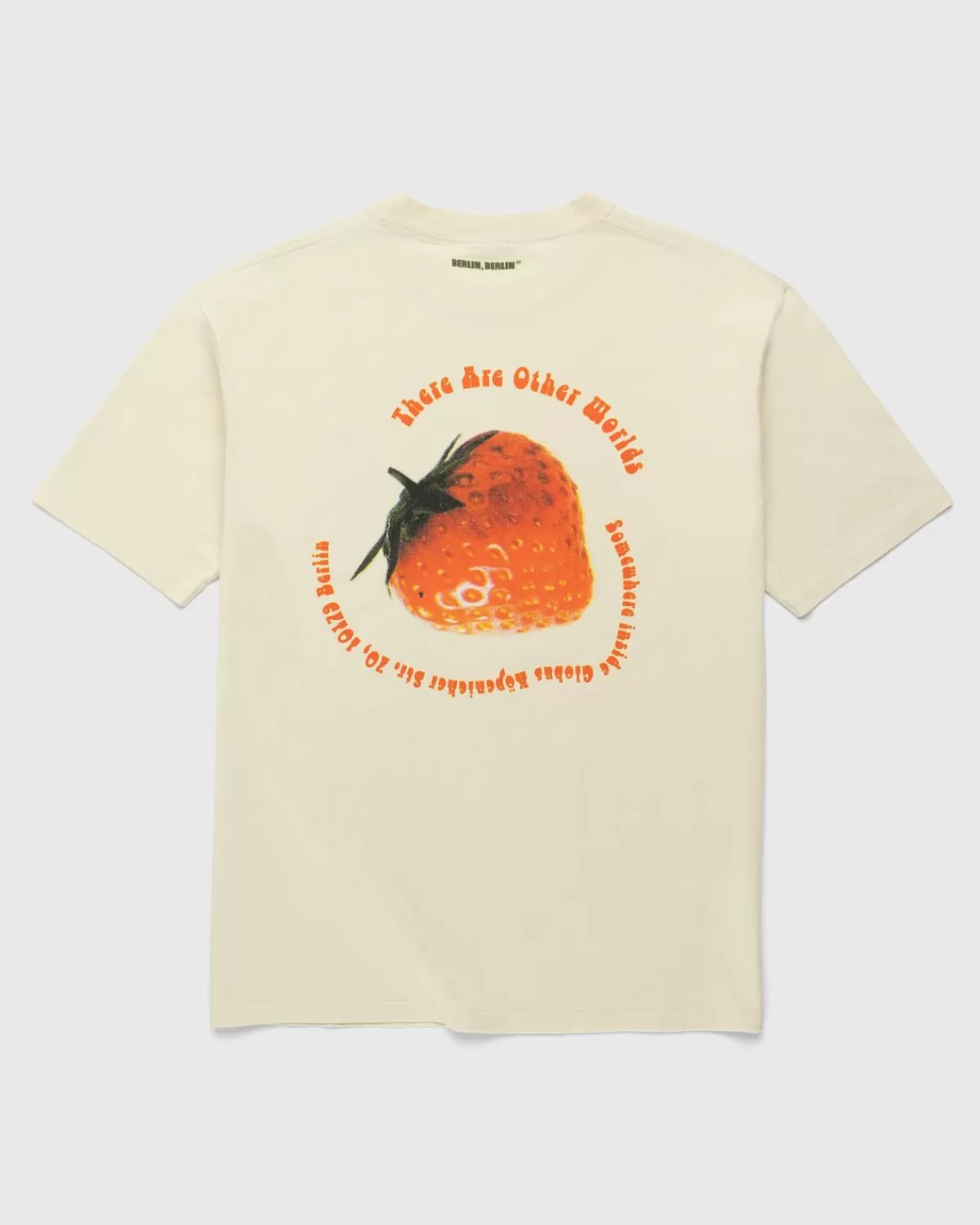 Männer Tresor X Highsnobiety Berlin, Berlin 3 Erdbeer-Disco-T-Shirt Eierschale